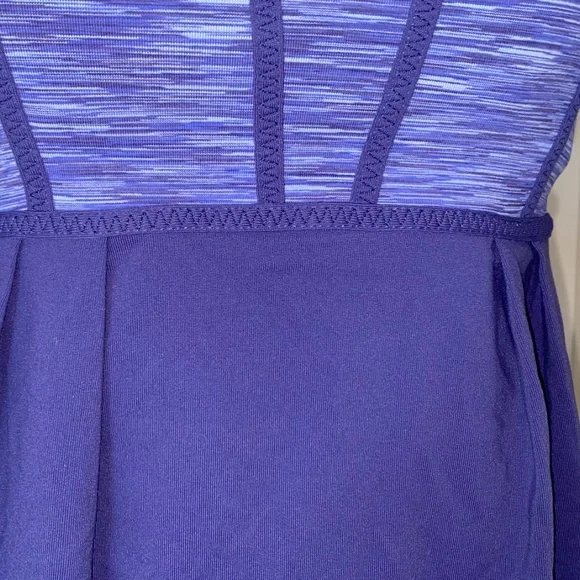 Lululemon Top, size 8 GUC - Picture 8 of 10